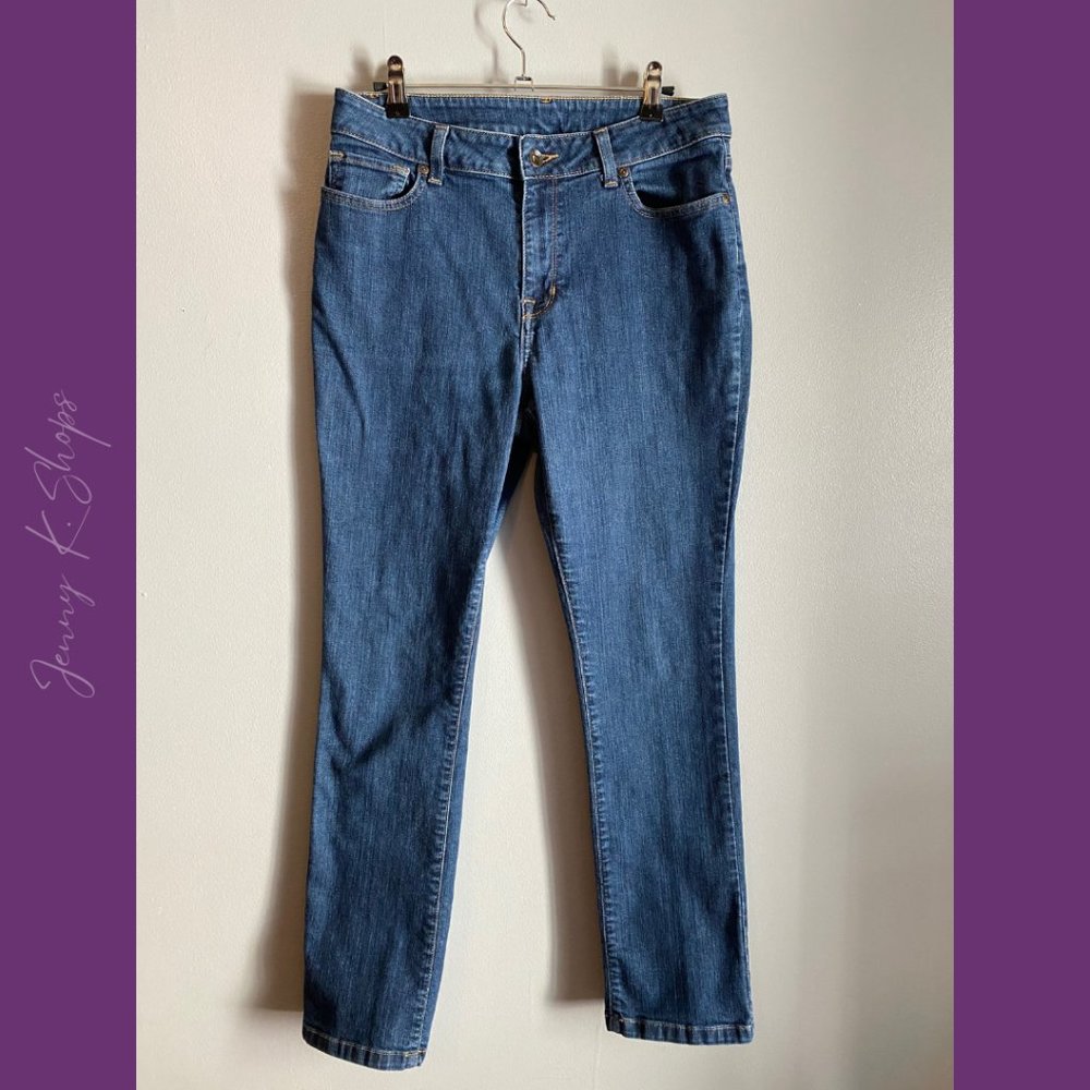 L.L. Bean | Comfortable Favorite Fit Blue Wash Straight Leg Jeans | Size: 10 Reg